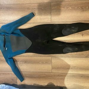 Xcel women’s wetsuit